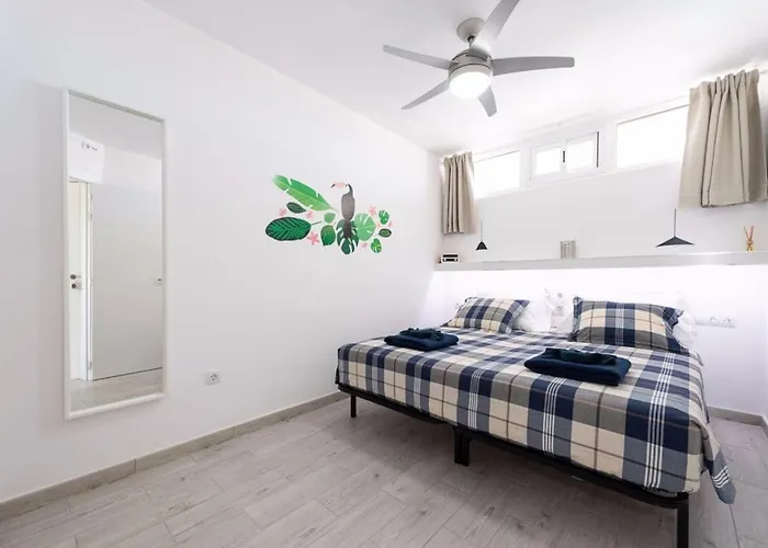 4 Minutes Walk From Yumbo * Maspalomas (Gran Canaria)